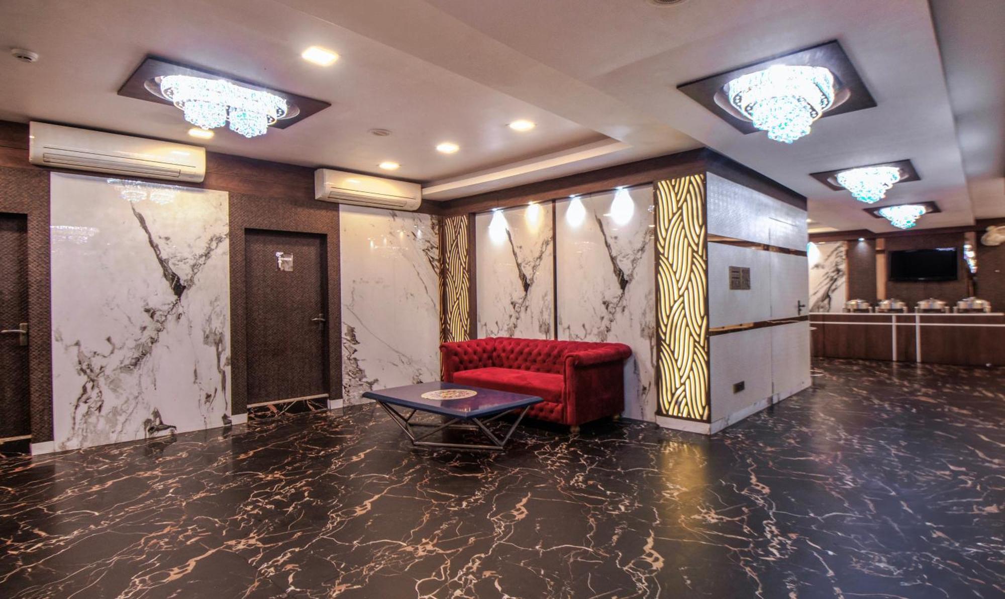 Hotel Orion Crystal โกลกาตา ภายนอก รูปภาพ