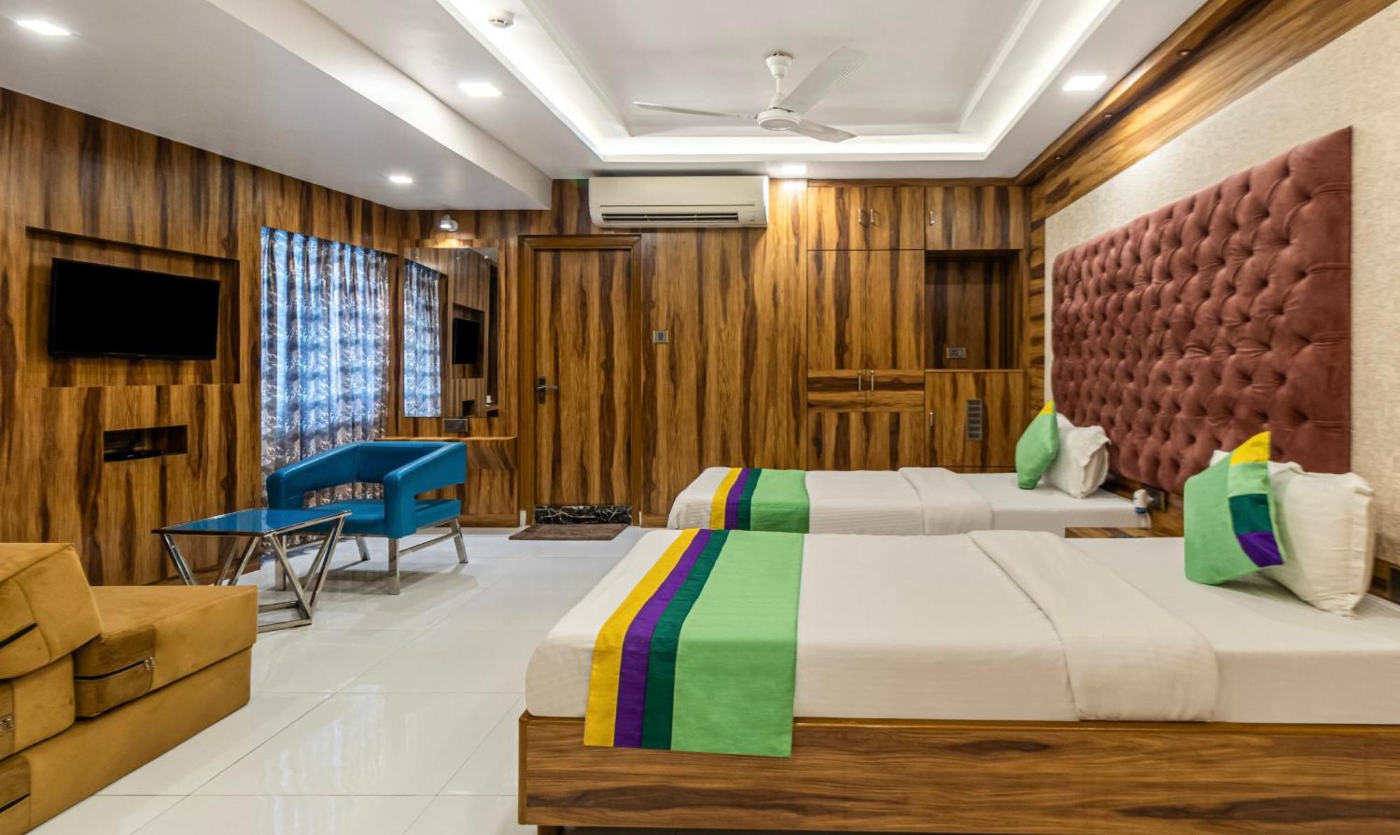 Hotel Orion Crystal โกลกาตา ภายนอก รูปภาพ