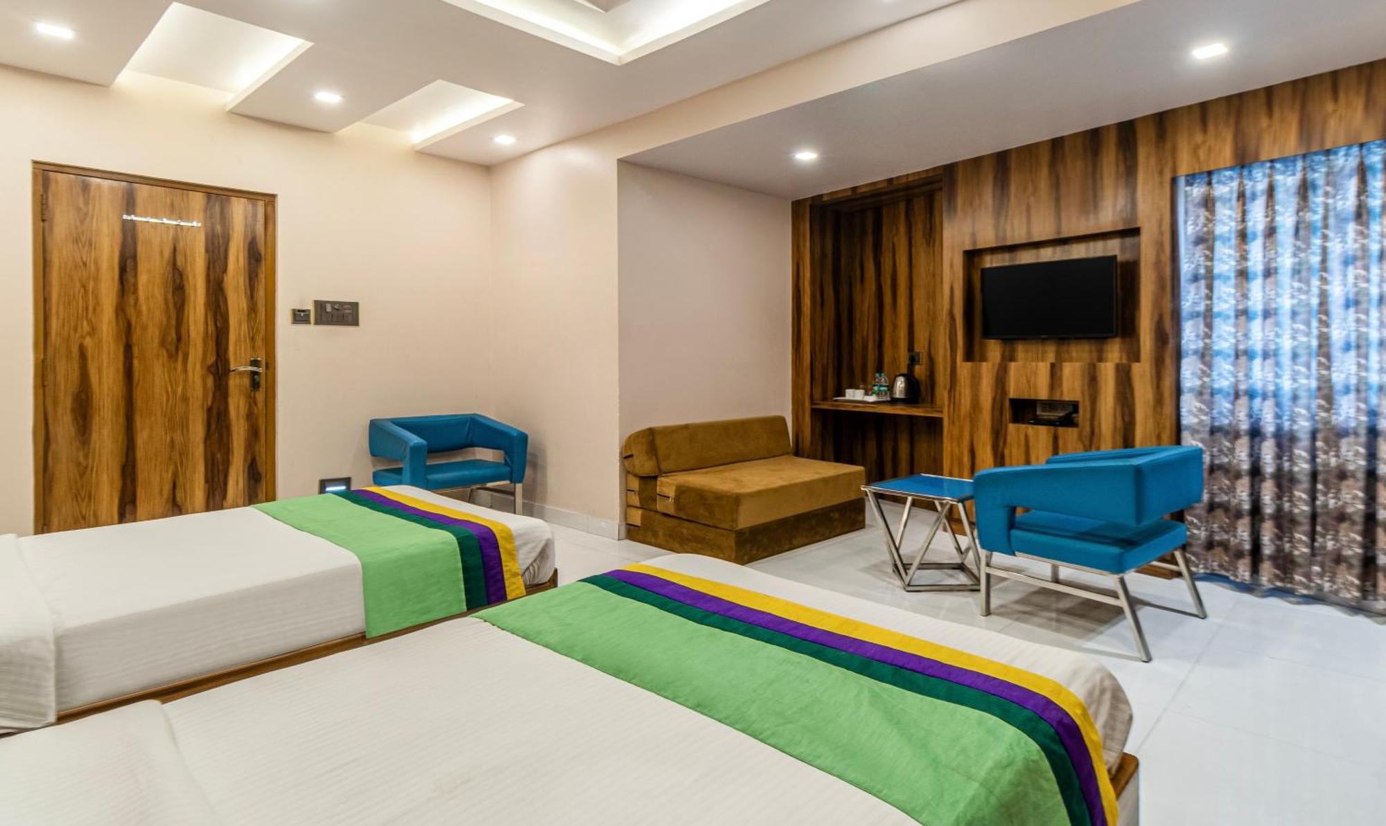 Hotel Orion Crystal โกลกาตา ภายนอก รูปภาพ